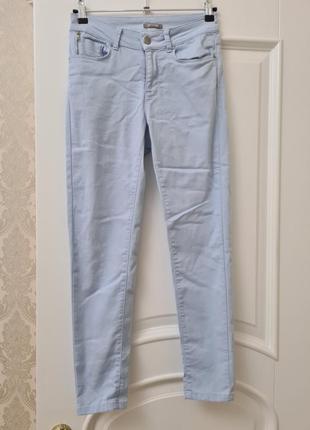 Голубые брюки скини ,высокая посадка м-л