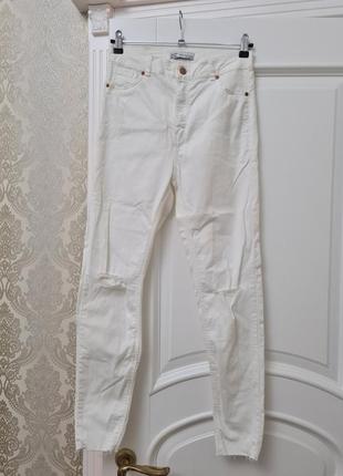 Скини с высокой посадкой bershka м-л