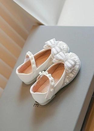 Шикарные нарядные туфли для вашей принцессы
