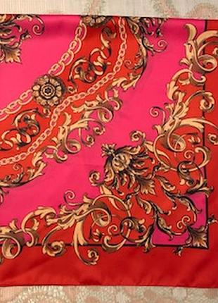 Изящный шелковый платок.