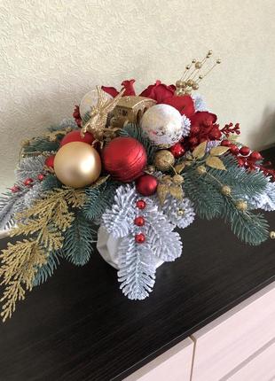 Новорічна композиція/різдвяний декор у керамічній вазі "золотий пегас". ручна робота2 фото