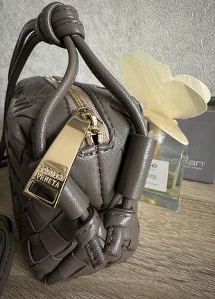 Шкіряна сумка крос-боді bottega veneta оригінал2 фото