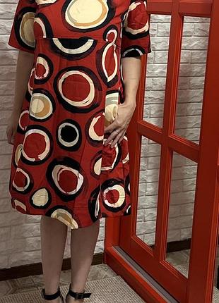 Плаття червоне в горошок,розмір м/л,виробник італія