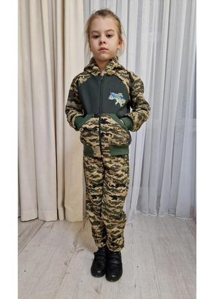 Спортивный костюм теплый детский хаки, на молнии1 фото