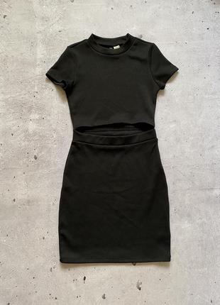 Короткое платье с вырезом в талии h&amp;m размер xs