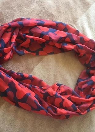 Яскравий , об'ємний хомут - шарфик