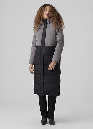Пуховик жіночий від  бренду vero moda