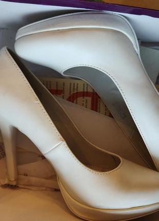 Весільні туфлі білі 36 розміру brut ros'e