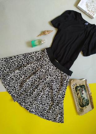 Леопардова коротка спідниця полусолнце р.s new look