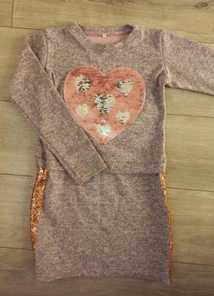 Платье на девочку