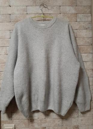 М'який пухнастий светр із вовни та ангори1 фото