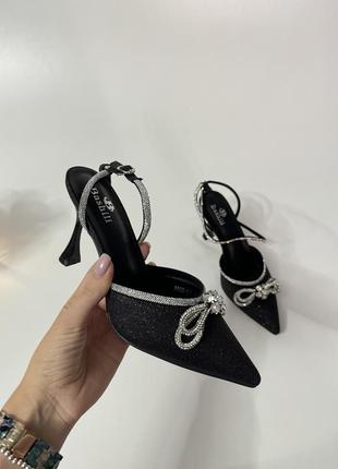 Туфлі с бантиком