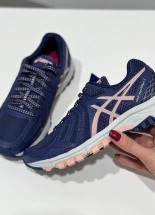 Женские кроссовки asics1 фото