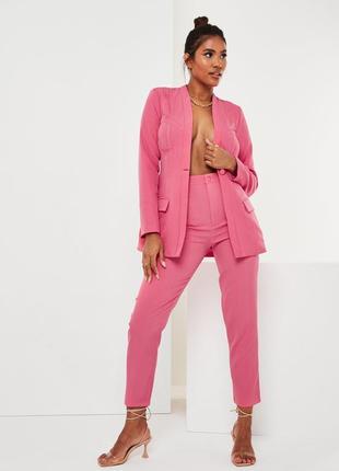 Рожеві класичні костюмні брюки висока талія missguided