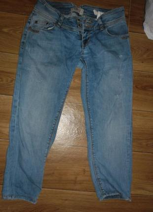Джинсы 26 р.