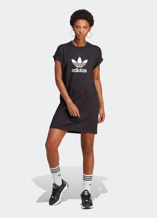 Хлопковое платье adidas originals цвет черный mini прямая ic5483-black1 фото