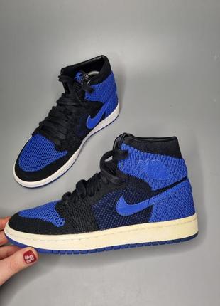 Класні високі кросівки nike