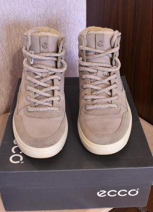 Ботинки женские