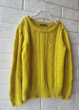 Красивый нарядный свитер cool club горчичного цвета