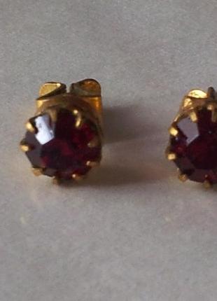Серьги ссср ( гвоздики)