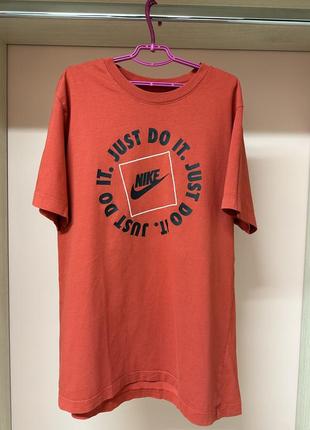 Men's red nike iconic just do it 100 cotton t-shirt