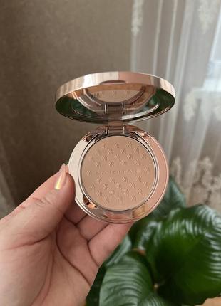 Компактная пудра для лица naj oleari face skin caress pressed