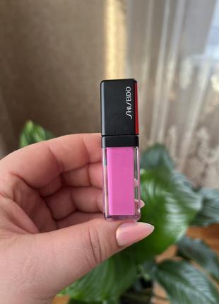 Блеск shiseido lacquer ink lip shine лак блеск для губ1 фото