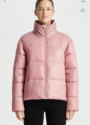 Куртка стеганная oysho primaloft® с капюшоном оригинал6 фото