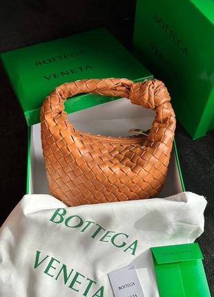 Женская сумка bottega vneta nappa intrecciato mini jodie caramel5 фото