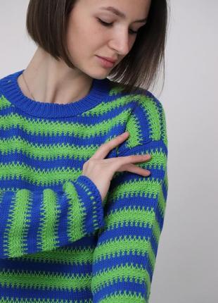 Светр укорочений в смужку