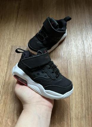Дитячі кросівки jordan max 200