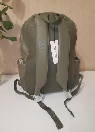 Рюкзак портфель calvin klein жіночий зеленого кольору хакі7 фото