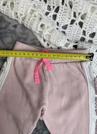 Спортивные теплые брюки minnie mouse 6-9 68-74 disney джоггеры на девочку розовые штаны пудровые с белыми лампасами3 фото