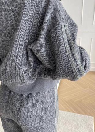 Костюм спортивный трикотаж шерсть мастерка с капюшоном брюки палаццо серый3 фото