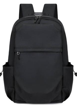 Чорний рюкзак нейлоновий, водонепроникний1 фото