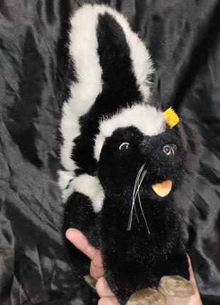 Steiff skunk sale