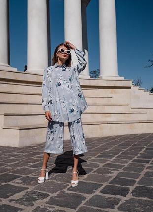 Шикарний костюм з кюлотами