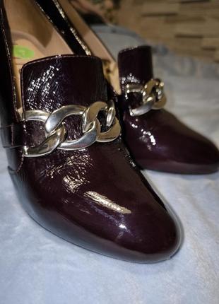 Брендовые туфли от unisa, натуральная лакированная кожа5 фото