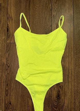 Купальник, неоново-жовтого кольору