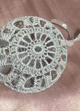 Шар новогодний