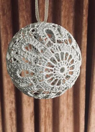 Шар новогодний