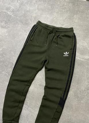 Штани adidas3 фото