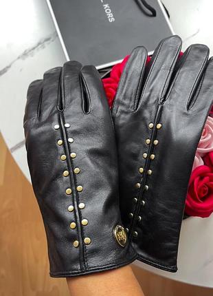 Michael kors кожаные перчатки m-l2 фото