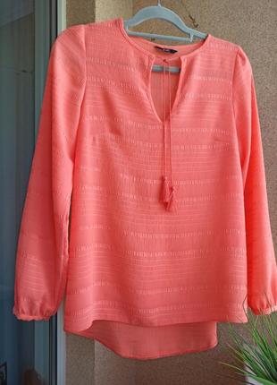 Красивая стильная однотонная коралловая блуза с длинным рукавом