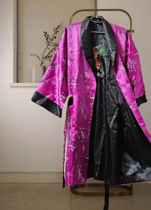 Двусторонний атласный халат-кимоно с вышивкой5 фото