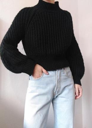 Укороченный свитер с объемными рукавами черный джемпер пуловер реглан лонгслив кофта черная шерстяной свитер джемпер шерсть гольф6 фото