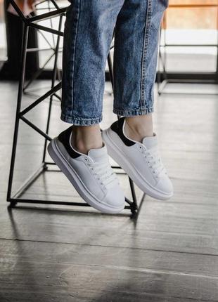 Шикарні кросівки alexander mcqueen в білому кольорі (36-44)3 фото