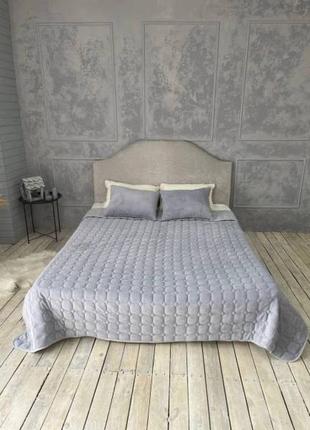 Стьобане покривало  220x240  з подушками 40x60