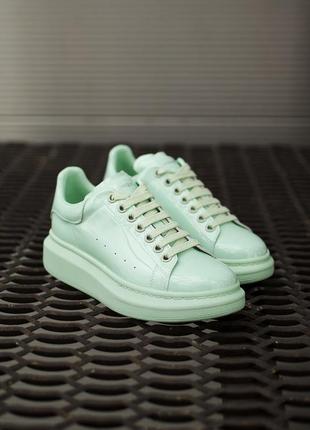 Alexander mcqueen patent mint, женские шикарные маквины