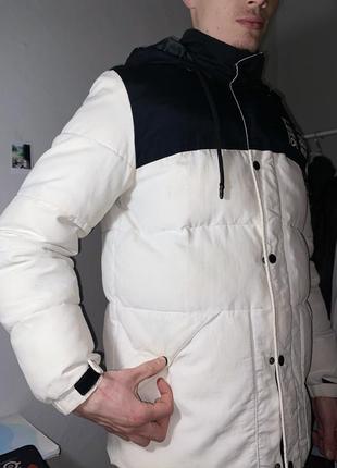 Курточка зимова tommy hilfiger3 фото